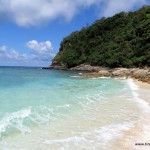 Der Hizushi Beach - nur wenige Minuten zu Fuß vom Hafen bzw. Dorf entfernt ... klein, aber ein Platz wo man einen Tag lang die Seele baumeln lassen kann.