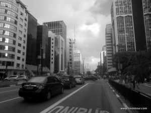 Paulista Avenue - eine der bekanntesten und belebtesten Straßen in Sao Paulo